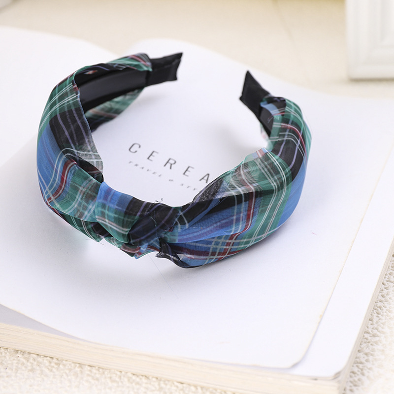 Korean Classic Plaid Headband New Girl Headband Cloth Hair Bangs Hair Accessories For Women Wholesale Nihaojewelry display picture 7