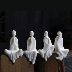 創意中式玉白陶瓷無相小佛像家用陶瓷人物小和尚禪意木藝飾品擺件