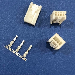 厂家特卖 汽车连接器 江淮/骊威 4P 公壳 配套母端