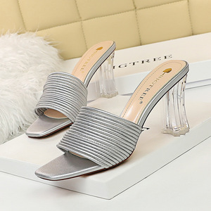 2879-1 in Europe and the elegant everyday slippers with transparent crystal with high with square head peep-toe hollow o
