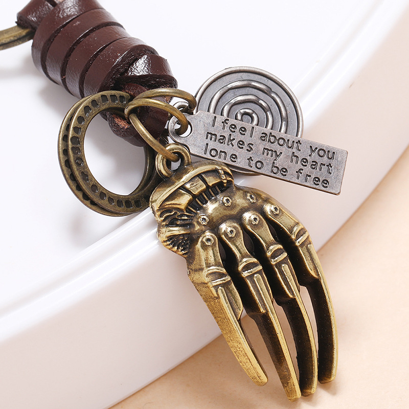 retro woven alloy leather keychainpicture4