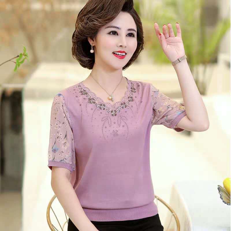40-50-year-old mother shirt summer short-sleeved foreign small shirt 2020 new middle-aged T-shirt female knitted top easing