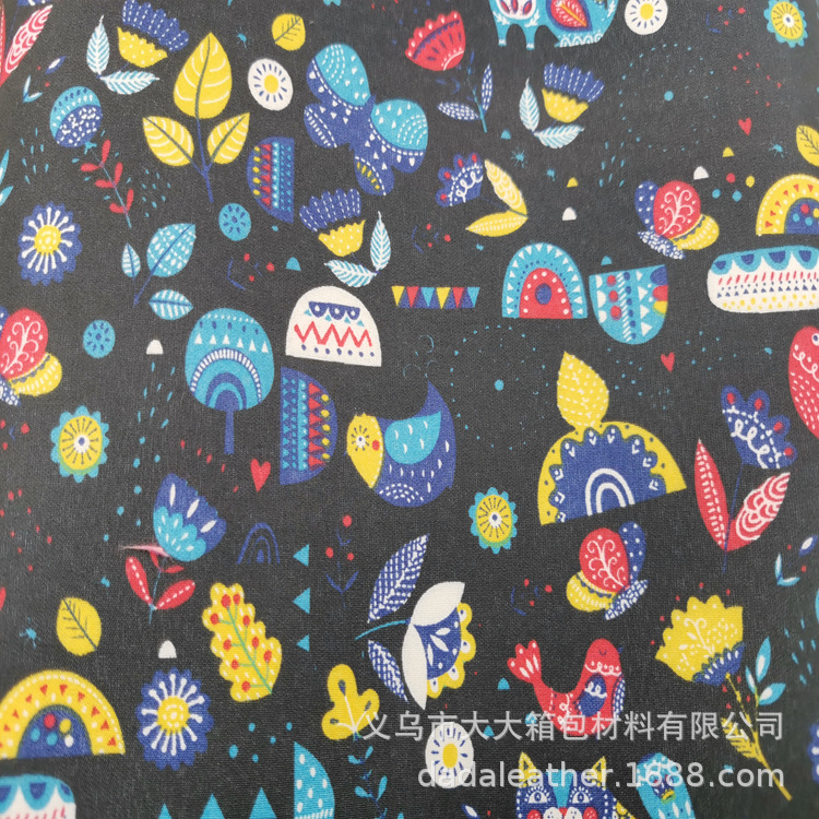 【 Minimum order quantity 】 Direct sales from the manufacturer of peach skin velvet printed cosmetic bags and eyeglass case materials, with large quantities in stock detail image 7