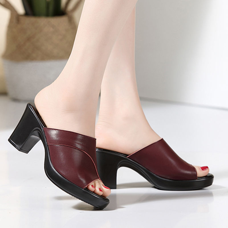 Cross-border plus size Summer Foreign Trade Perennial Fashion New Women's Sandals and Slippers Thick-heeled Mother High-heeled Anti-Taiwan Baibai Leisure