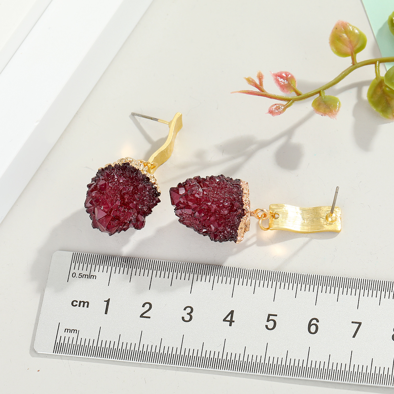 Korean Jewelry Imitation Natural Stone Earrings Bayberry Ball Earrings Retro Ice Flower Ball Resin Earrings Wholesale Nihaojewelry display picture 4