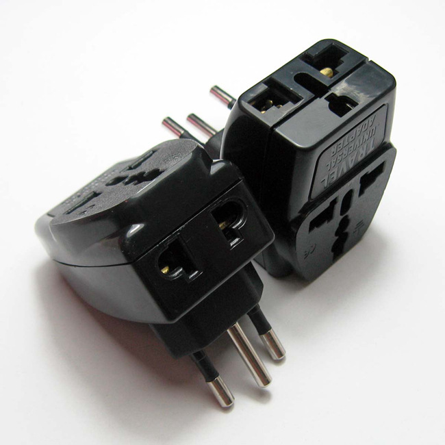 瑞士包胶电源转换插头 菱形嵌入式瑞士标准转换插座 一转三一出三