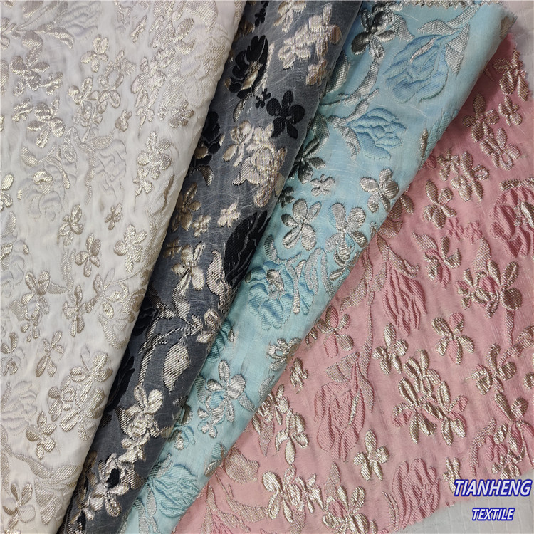 厂家直供金丝色织立体花朵提花  时尚女装童装连衣裙短裙礼服面料