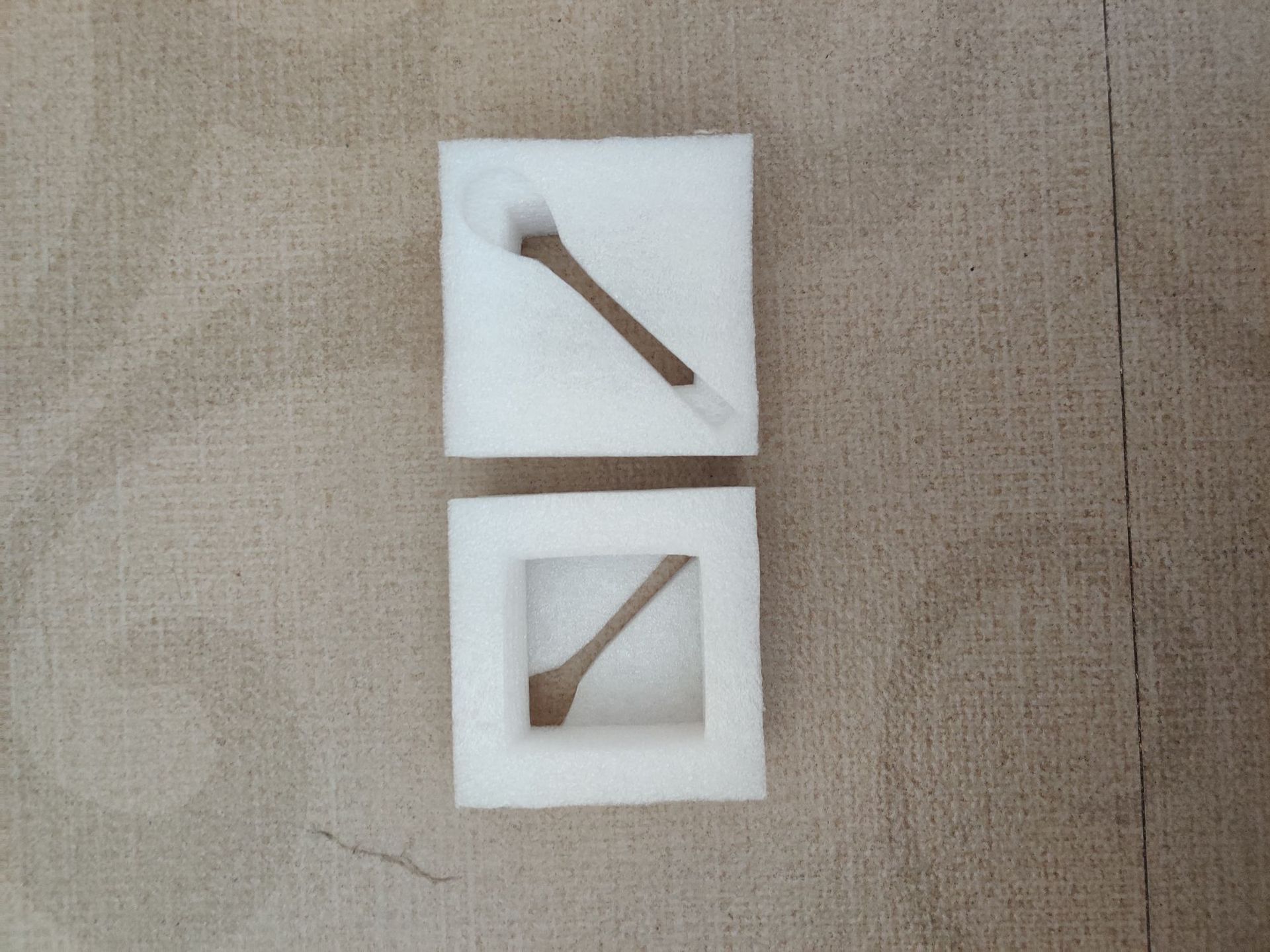 珍珠棉三面四面护角  化妆品 秋梨膏 珍珠棉 快递包装