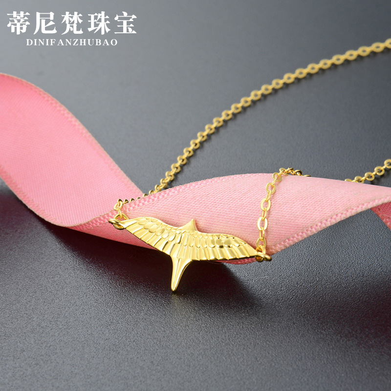 Europa y América estación sexy calle s925 Collar de plata de las mujeres de clavícula corta de la cadena de la Cruz alas de águila volando collar de las mujeres al por mayor