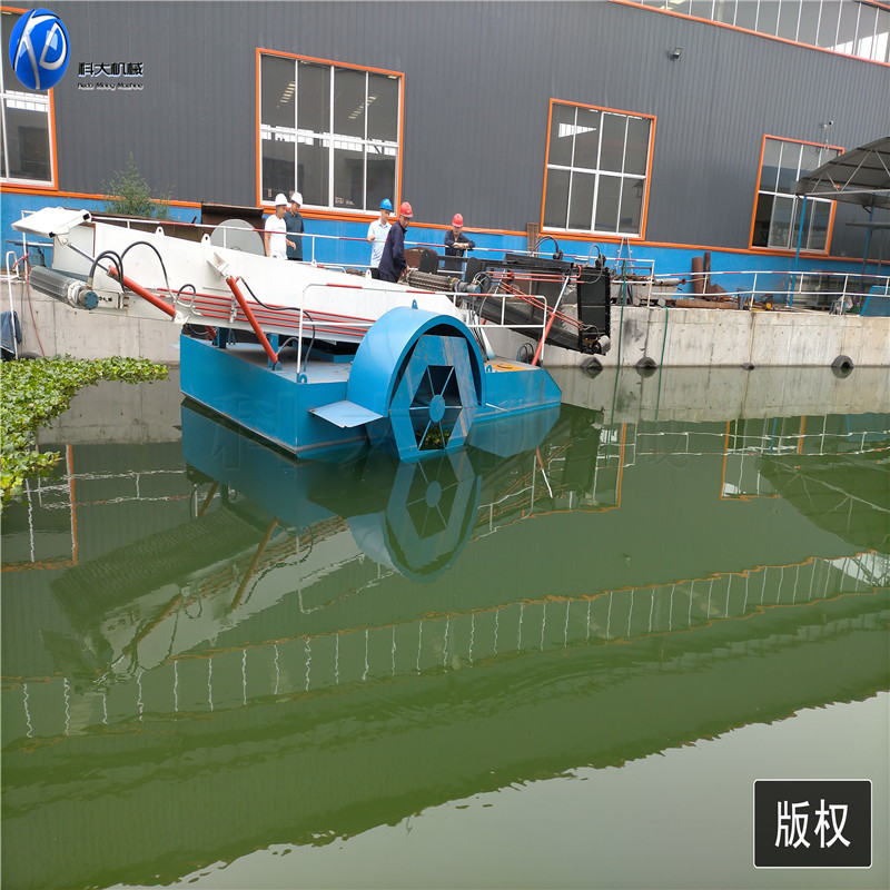 江苏盐城水草收割船 全自动割草船 水下水库捞草船