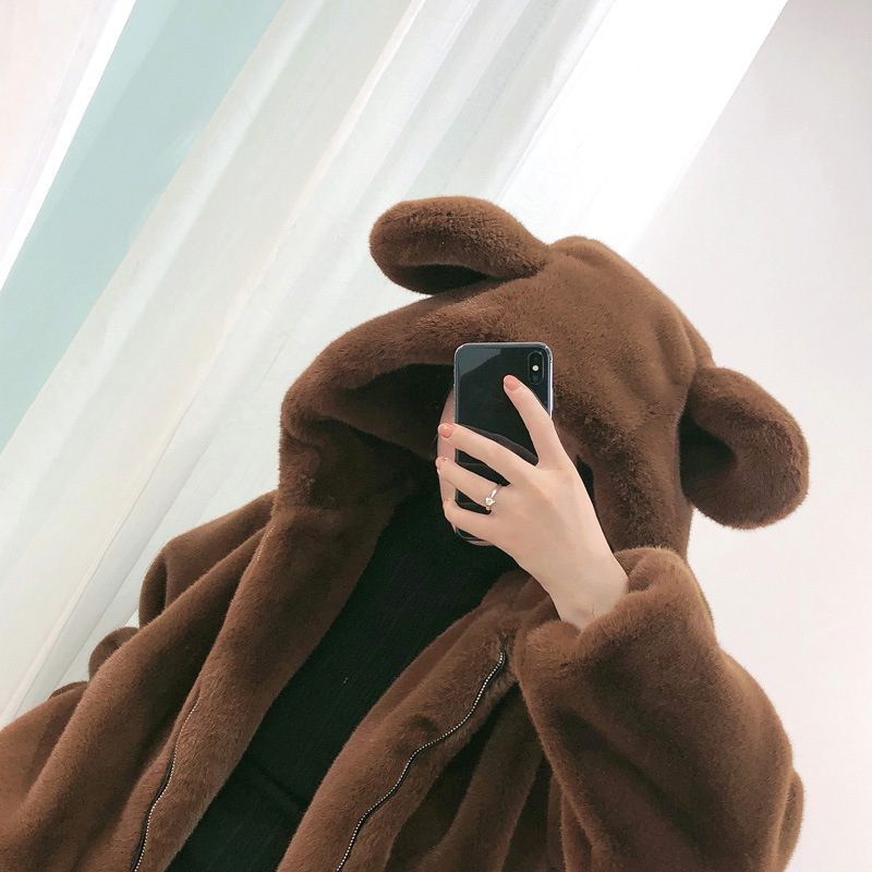 Palton damă din blană artificială cu glugă și urechi de urs_voghion.com