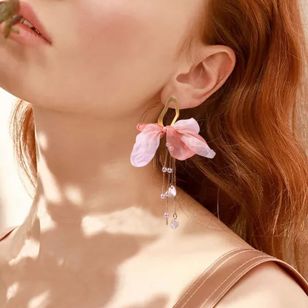 New Fashion  Bowknot Women's Earrings Long Fabric Tassel Earrings Nihaojewelry Wholesale display picture 3