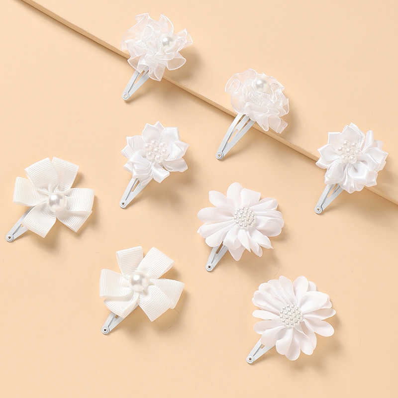 New Children's  Simple White Flowers Cute Wild Princess  Hairpin display picture 1