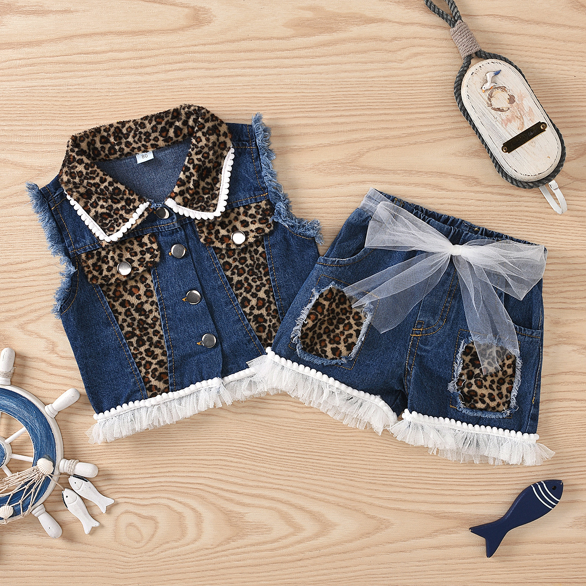 Flickset ärmlös jeansöverdel och shorts med leopardmönster_voghion.com