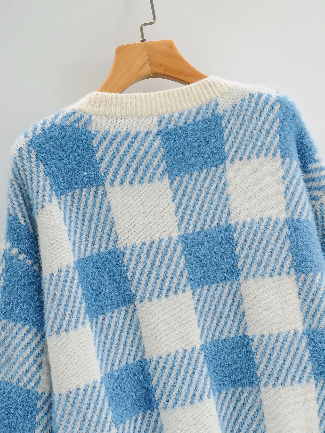 V-neck pullover plaid sweater NSAM10871