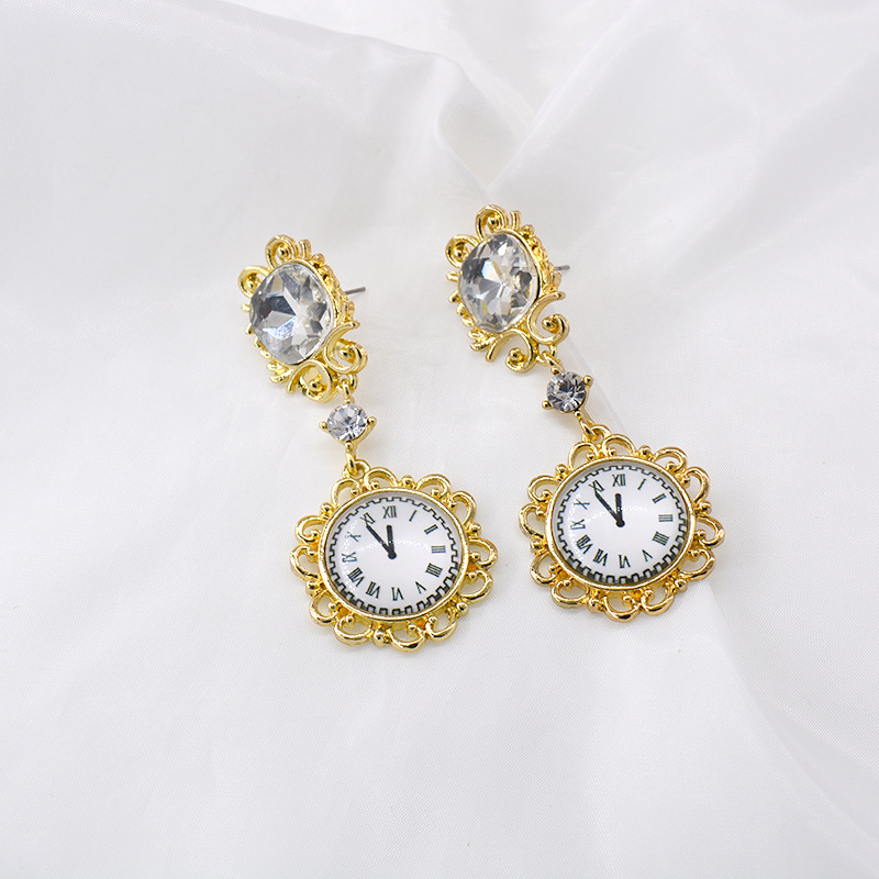 New Wave Personality Wild Retro Antique Clock Time Earrings Rhinestone Pendant Earrings Nihaojewelry Wholesale display picture 8