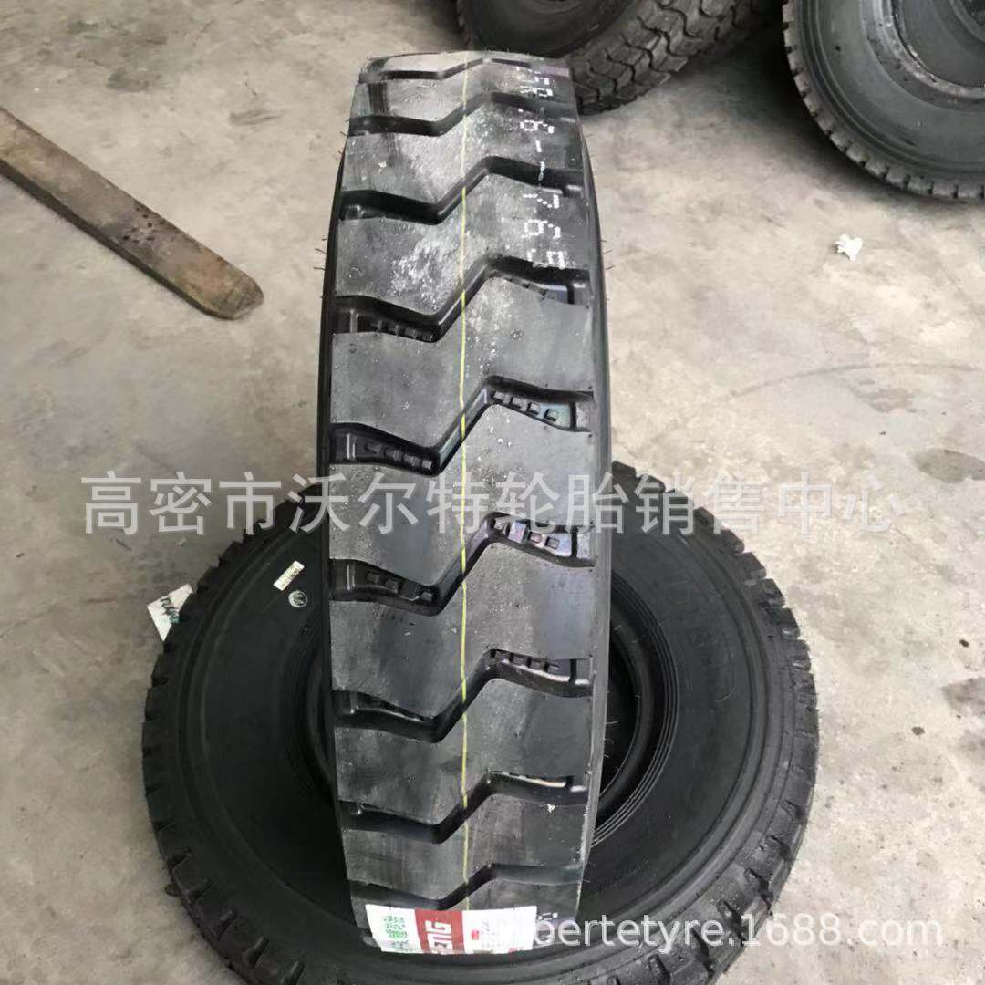 供应货车轻卡轮胎9.00R20卡车钢丝胎900R20