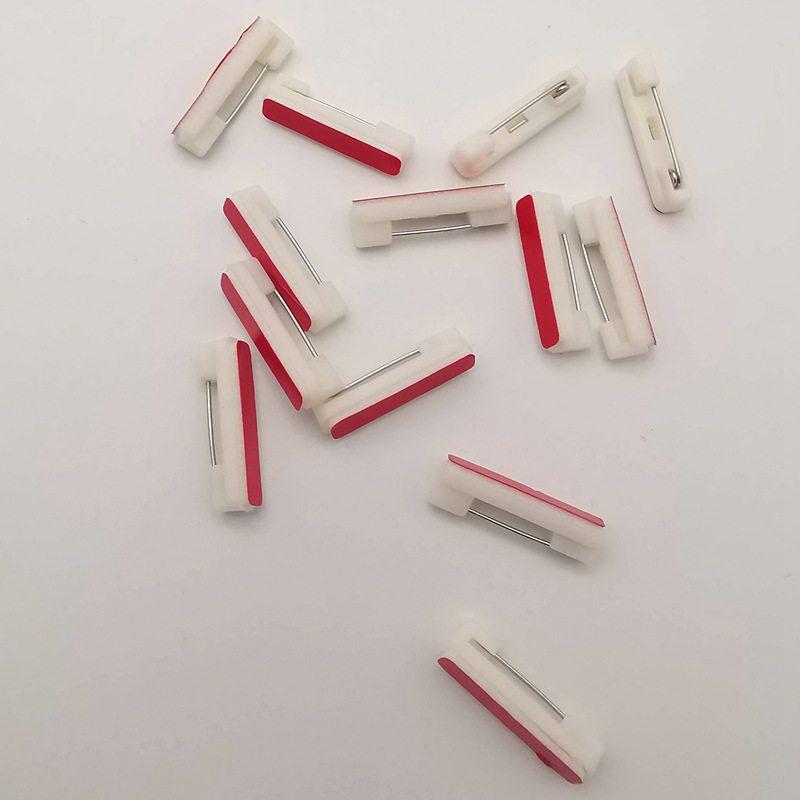 白色塑料别针04.jpg