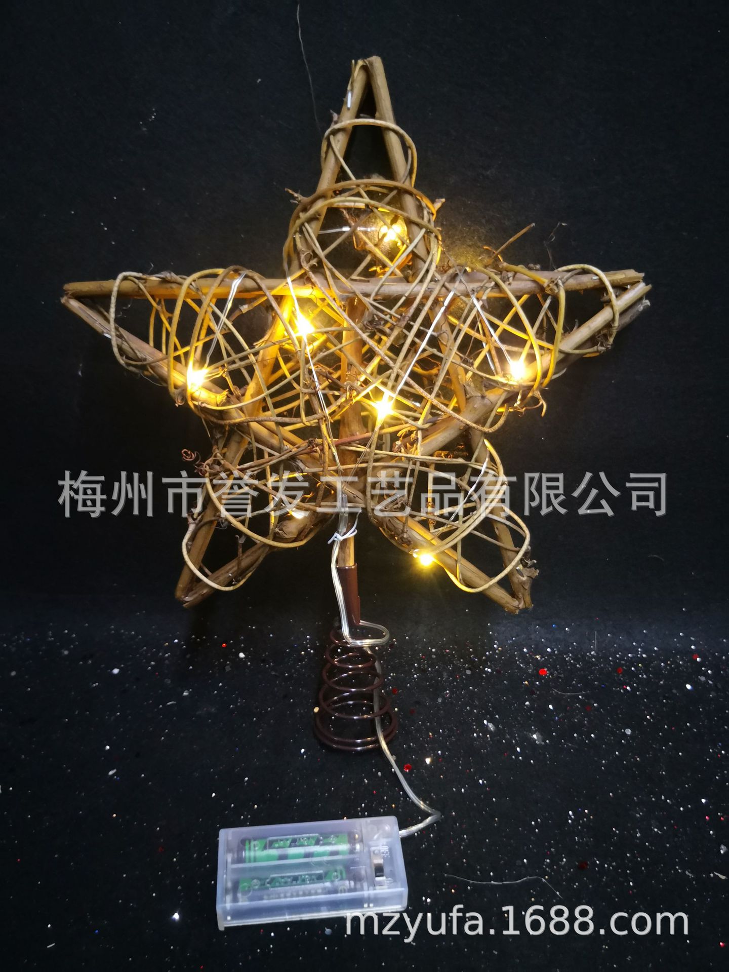 7F6D954B5B7295FBDB1B512BBAA635