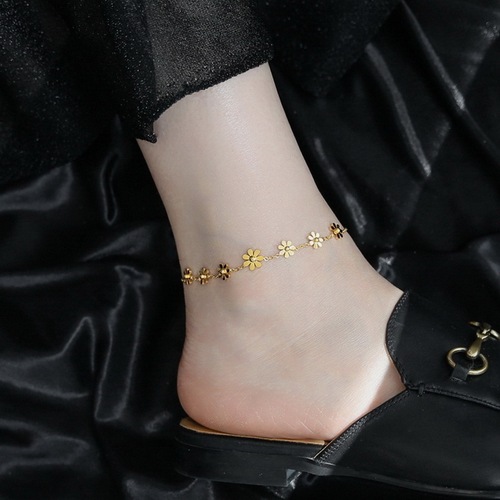 Ins niche design is simple, fresh and sweet, flower daisy anklet, feminine, sexy and personalized, Korean style, trendy and does not fade