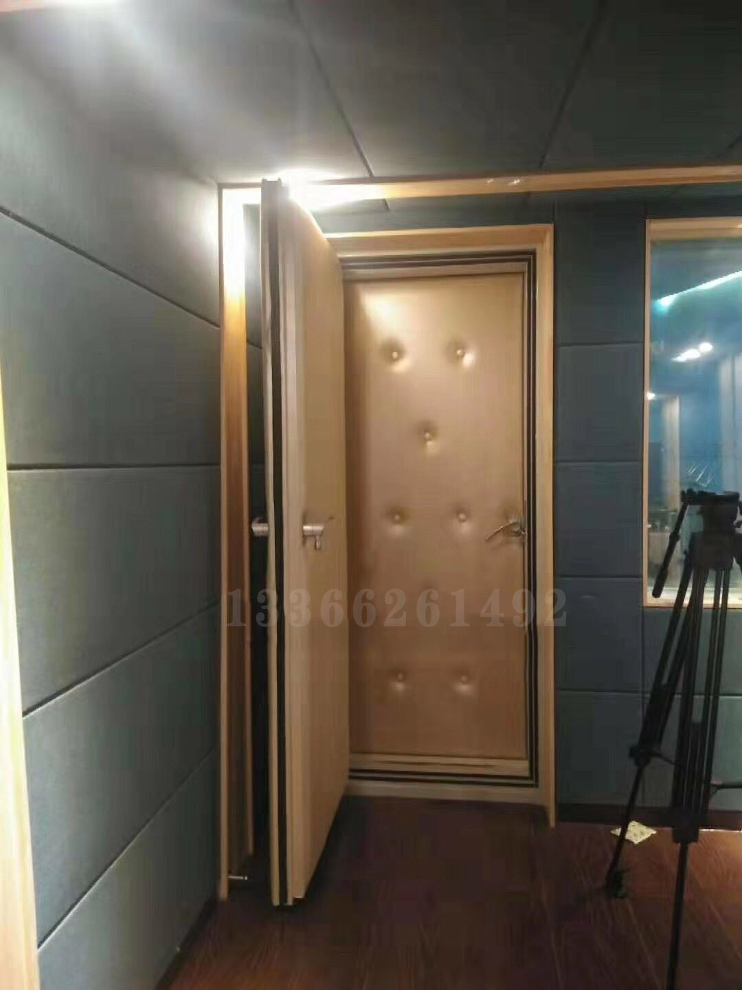 隔声门厂家 录音棚双层声闸隔音门 家庭影院防火保温隔音门 影院-阿里巴巴