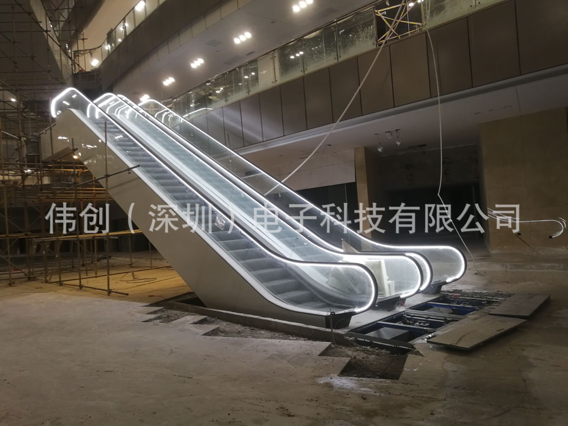 扶梯灯带装饰专用LED灯扶照明商场百货扶手LED户外室外户外专用-阿里巴巴