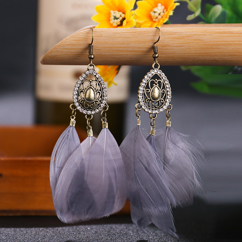 Fashion Hollow Geometric Water Drop Point Drill Feather Drop Earrings Wholesale display picture 2