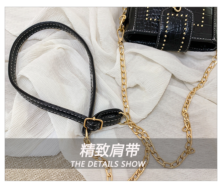 New Trendy Wild One-shoulder Messenger Chain Crocodile Pattern Mobile Phone Bag display picture 43