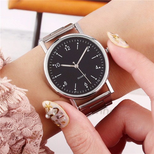 Manufacturer wholesale cross-border hot-selling steel belt men's and women's quartz watches fashion business casual digital quartz watches