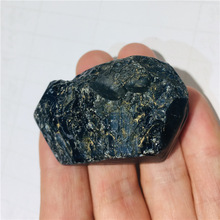 矿区供应 无任何处理 天然蓝宝石原石 可收藏雕刻 送国检证书