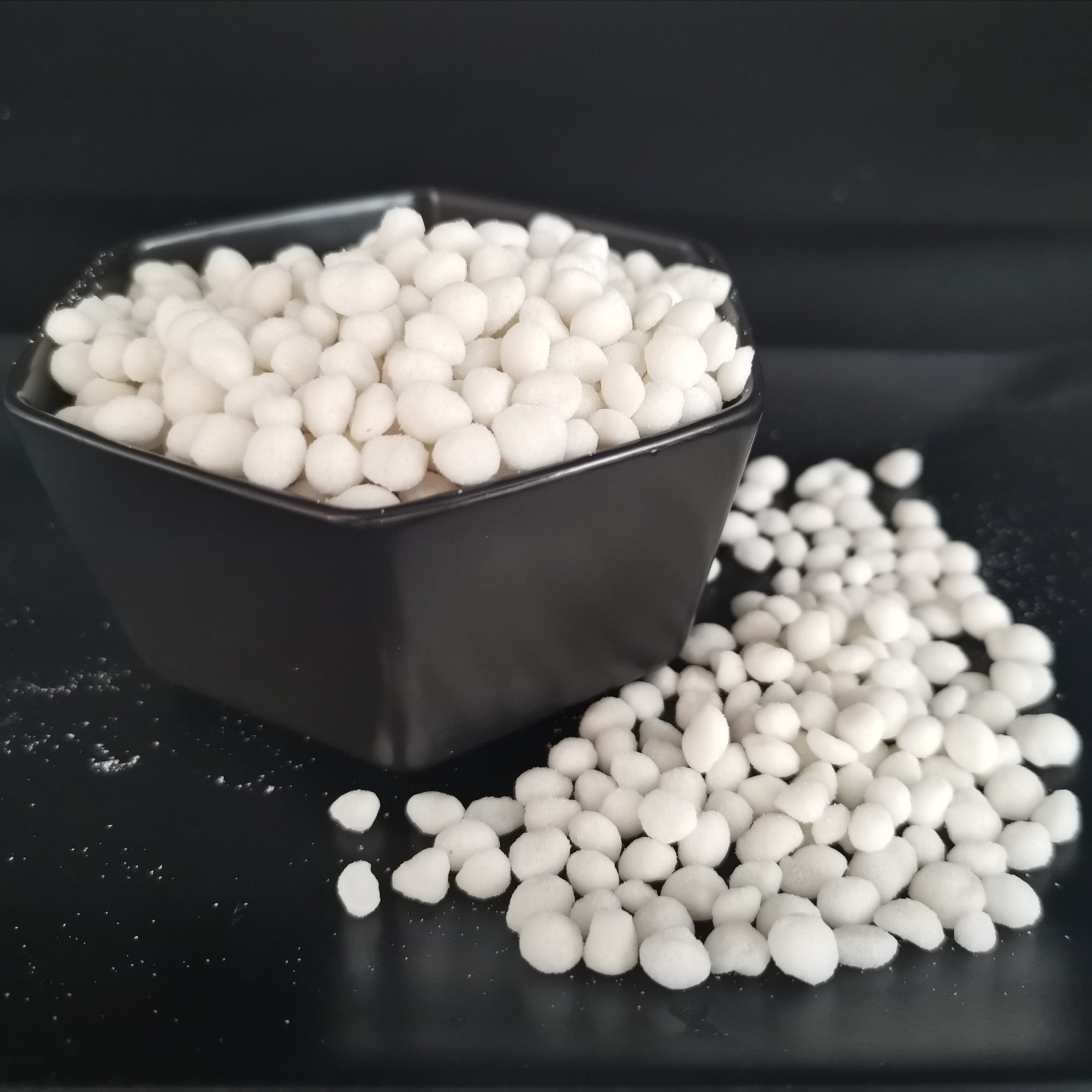 融雪盐 融雪剂源头厂家  除冰 融冰剂 道路 环保型融雪剂