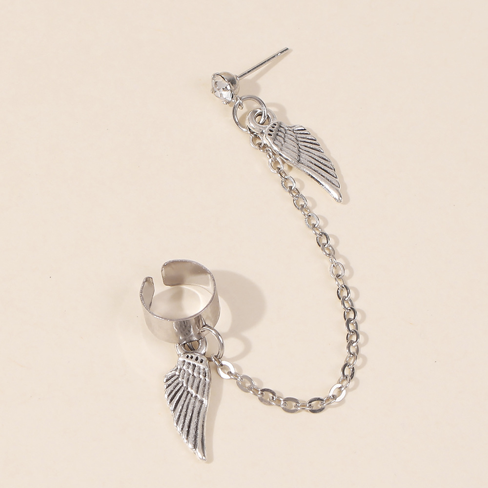 New Wing Exaggerated Retro High-end Earrings display picture 6