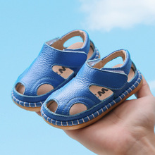 宝宝凉鞋软底0-3夏季新款男真皮包头学步鞋女童2岁婴儿沙滩鞋代发