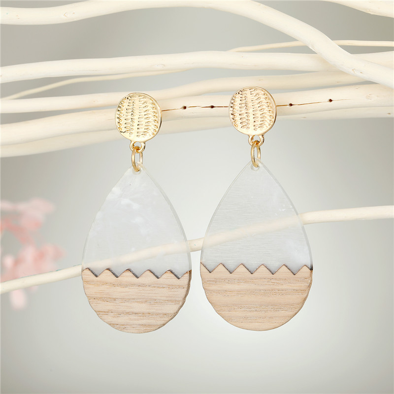 Retro Simple Drop Earrings display picture 3