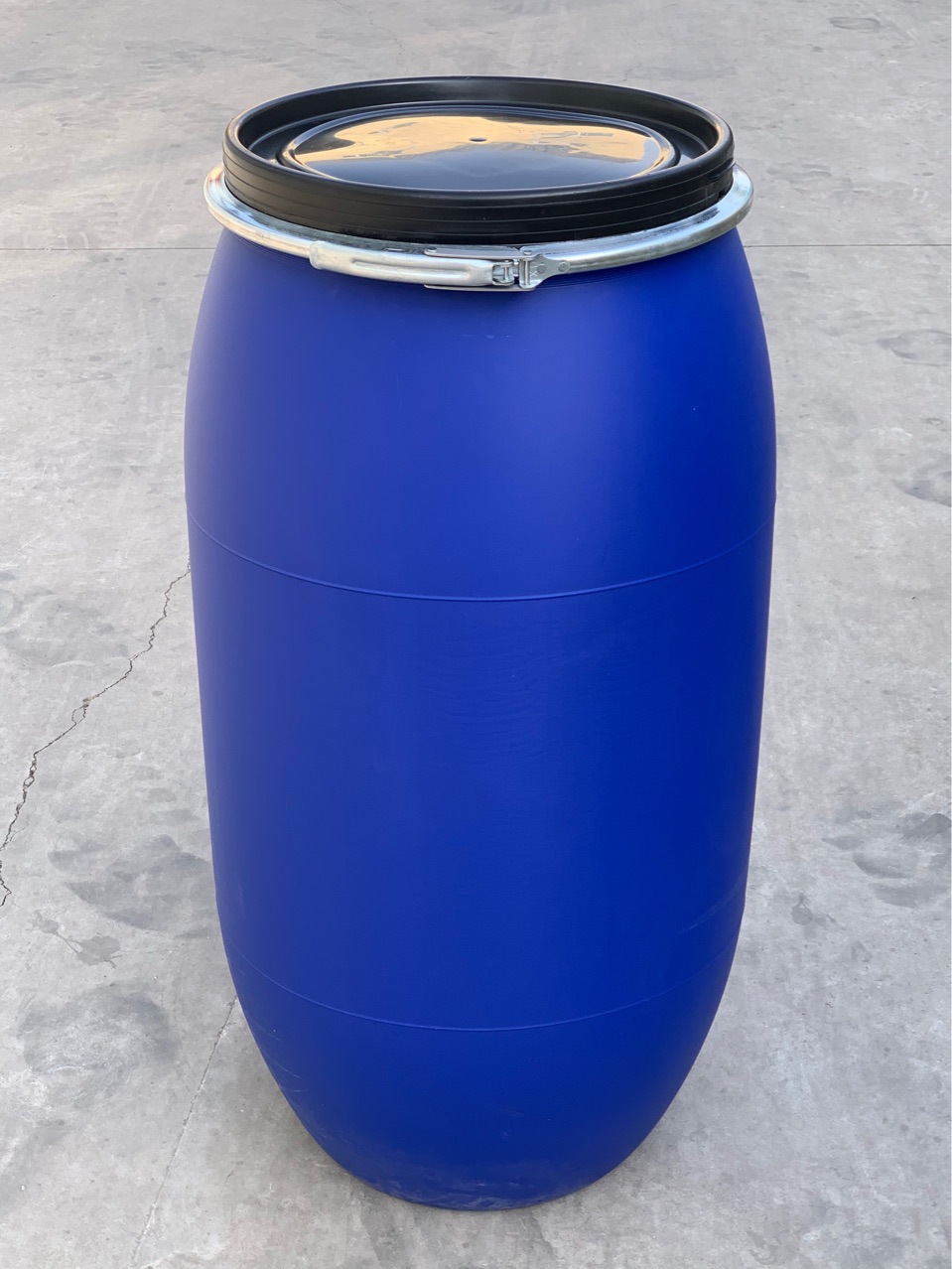 160升塑料桶蓝色大口160L塑料桶法兰桶现货直发
