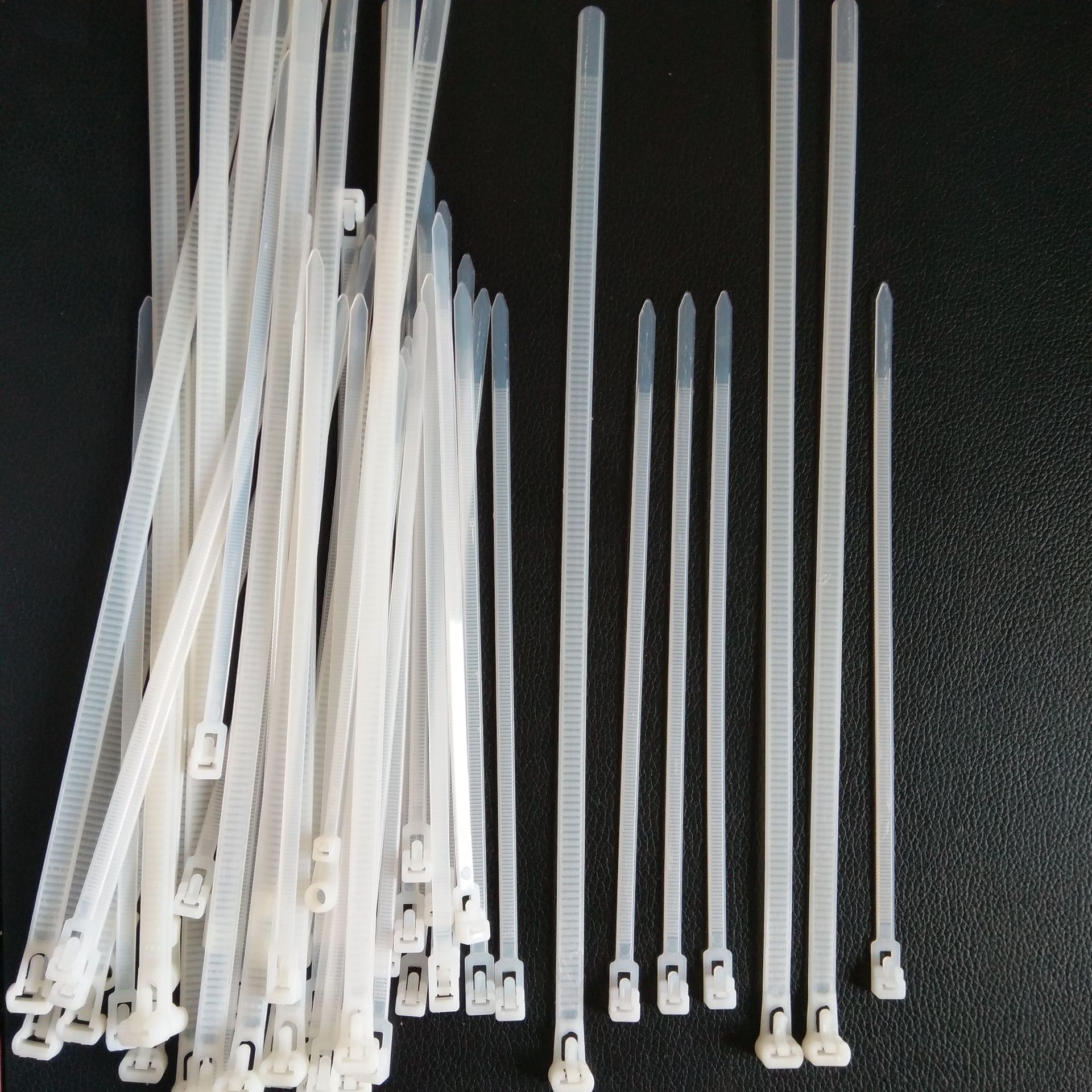 直销可退式扎带尼龙扎带插销扎带活扣扎带挂钩扎带平头扎带束线带