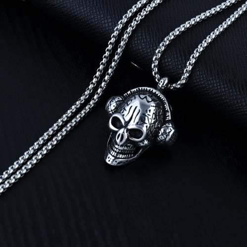  New Skull Headphones Pendant Retro Punk Men's Titanium Steel Chain Necklace Ghost Head Listening to Music Accessories