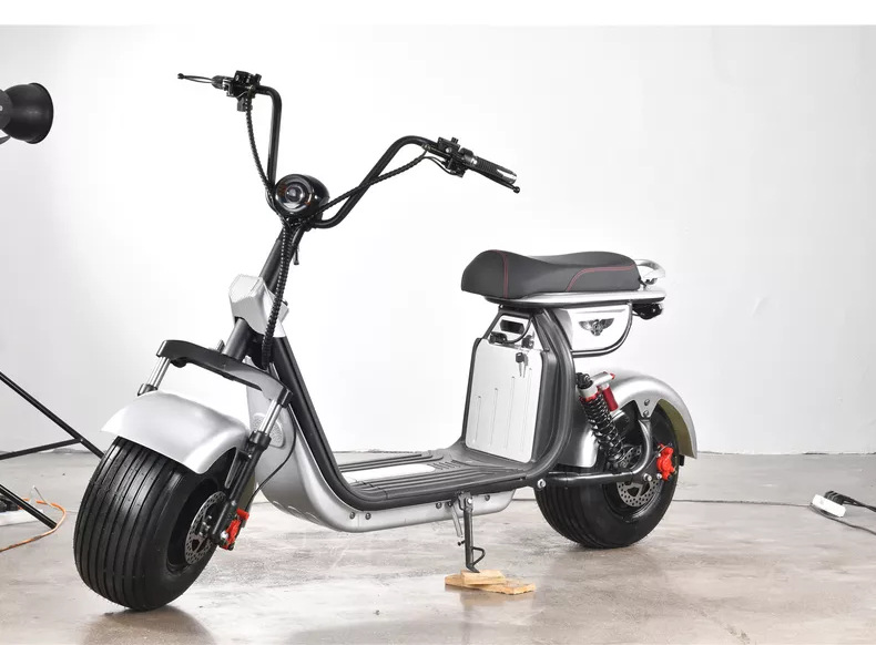 2025 New Harley Electric Car High-Power Electric Motorcycle Deluxe Version Men's and Women's New Battery Car Export