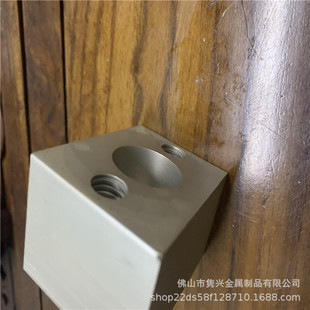 �� �ƹ��I�X�Ͻ��Ͳ� 6063�ӹ������X�� CNC�ӹ����ķ���