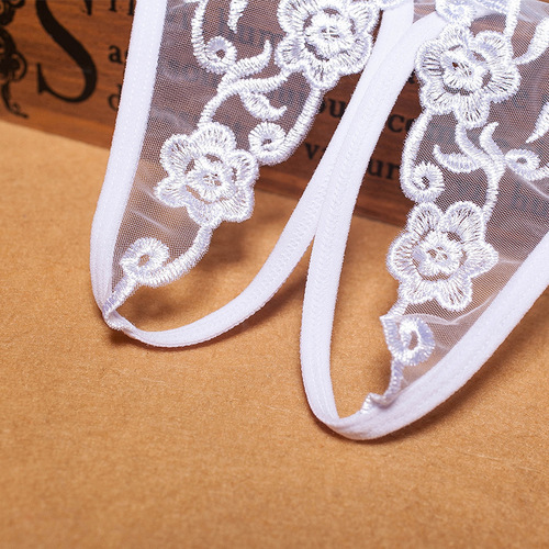 Japanese sexy embroidered underwear for women, hollow see-through mesh, hot and tempting thong, open position, no need to take off t-pants 2235