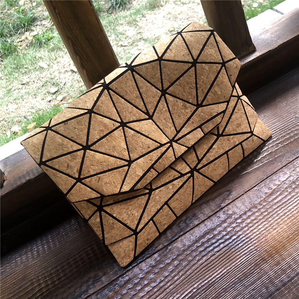 2024 neue personalisierte umweltfreundliche Diamantgitter-Spleißen geometrische Holzmaserung diagonale Kreuz Damenkette_voghion.com