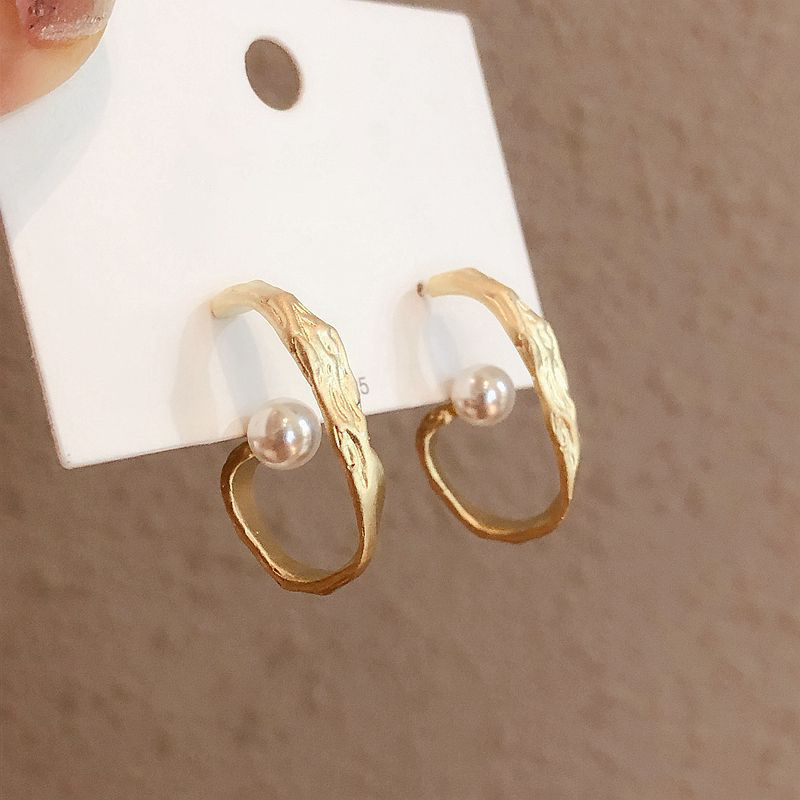Asymmetrical matte golden earrings handmade pearl
