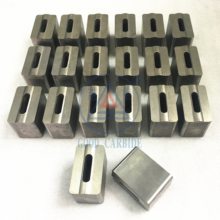 ���������ơ��޴�Ӳ�ʺϽ�ģ�� �����ڴ��Է�ĩѹ�Ƴ���