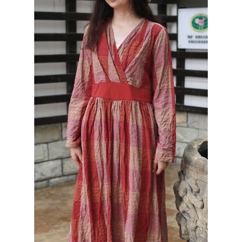 秋装新款棉布格子文艺复古风V领系带连衣裙长袖宽松大摆长裙20615