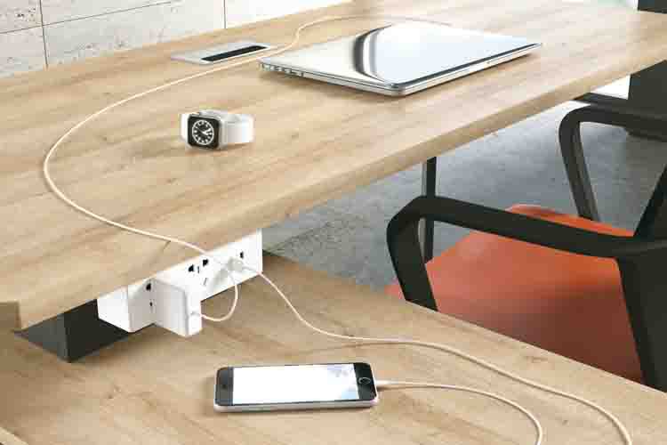 深圳辦公家具班臺大班桌2.4米主臺2.2副臺,老板辦公桌定制批發(fā) 深圳辦公家具班臺大班桌2.4米主臺2.2副臺,老板辦公桌定制批發(fā)