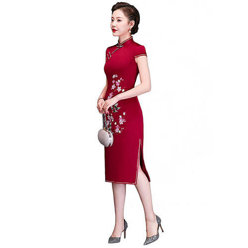 Chinese Dresses Qipao dress embroidered cheongsam elegant atmosphere wedding Qipao skirt dress summer
