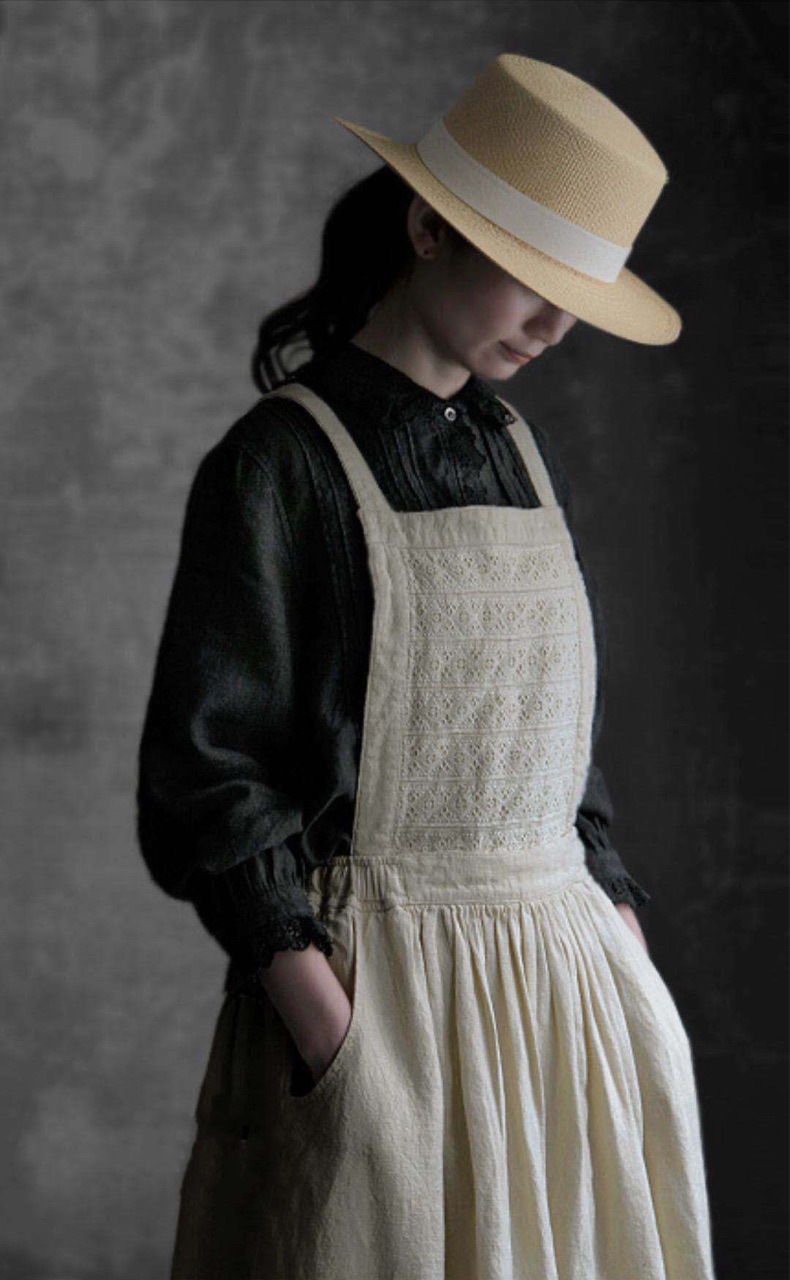 日系全麻背心连衣裙2020秋季新款麻料刺绣吊带裙内衬棉布可脱卸