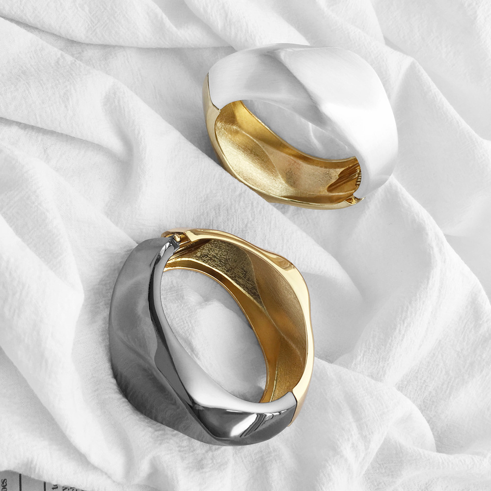 creative alloy open bracelet