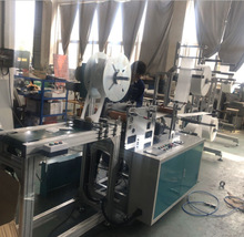 厂家供应N95口罩打片机  半自动口罩机  一次性口罩生产设备