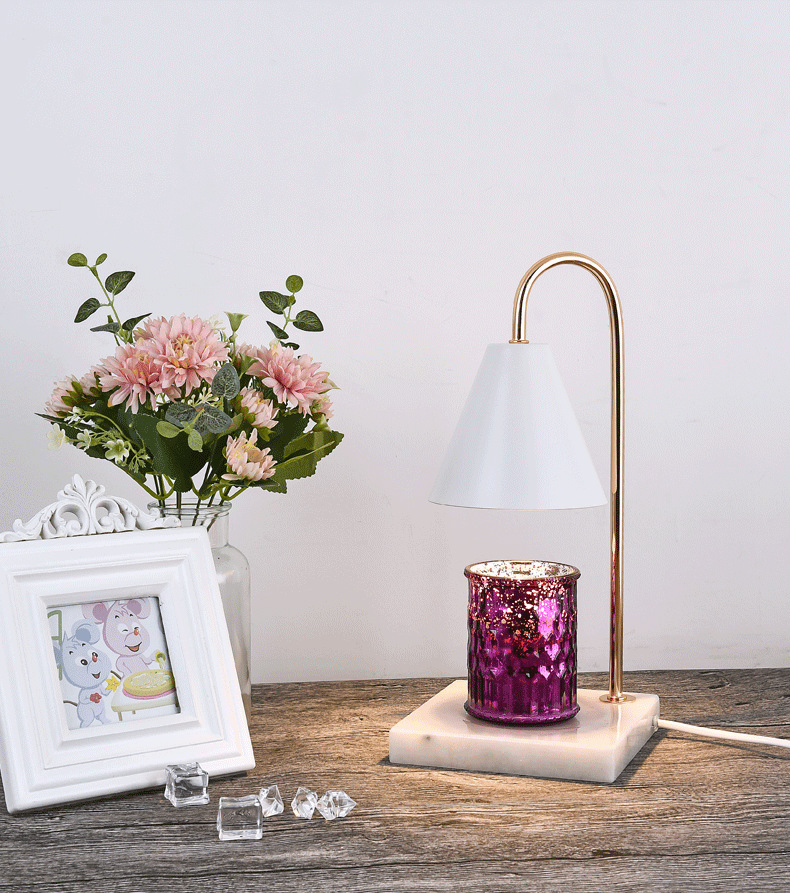 Aromatherapy lamp with white lampshade